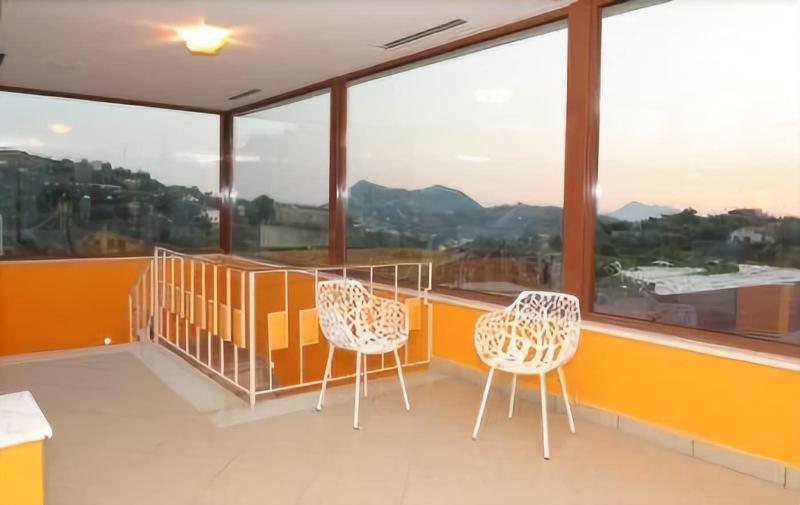 De Maria House Bed & Breakfast Sant'Agata sui due Golfi Luaran gambar