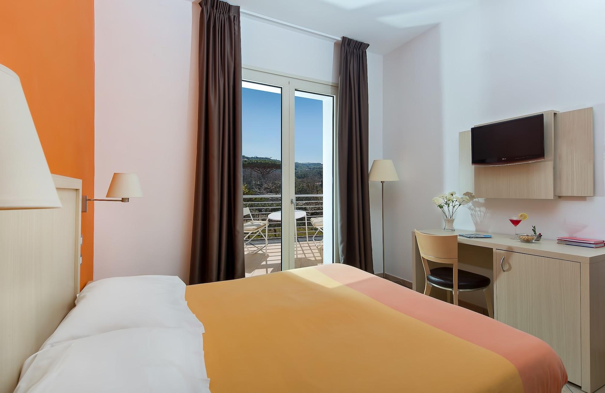 De Maria House Bed & Breakfast Sant'Agata sui due Golfi Luaran gambar