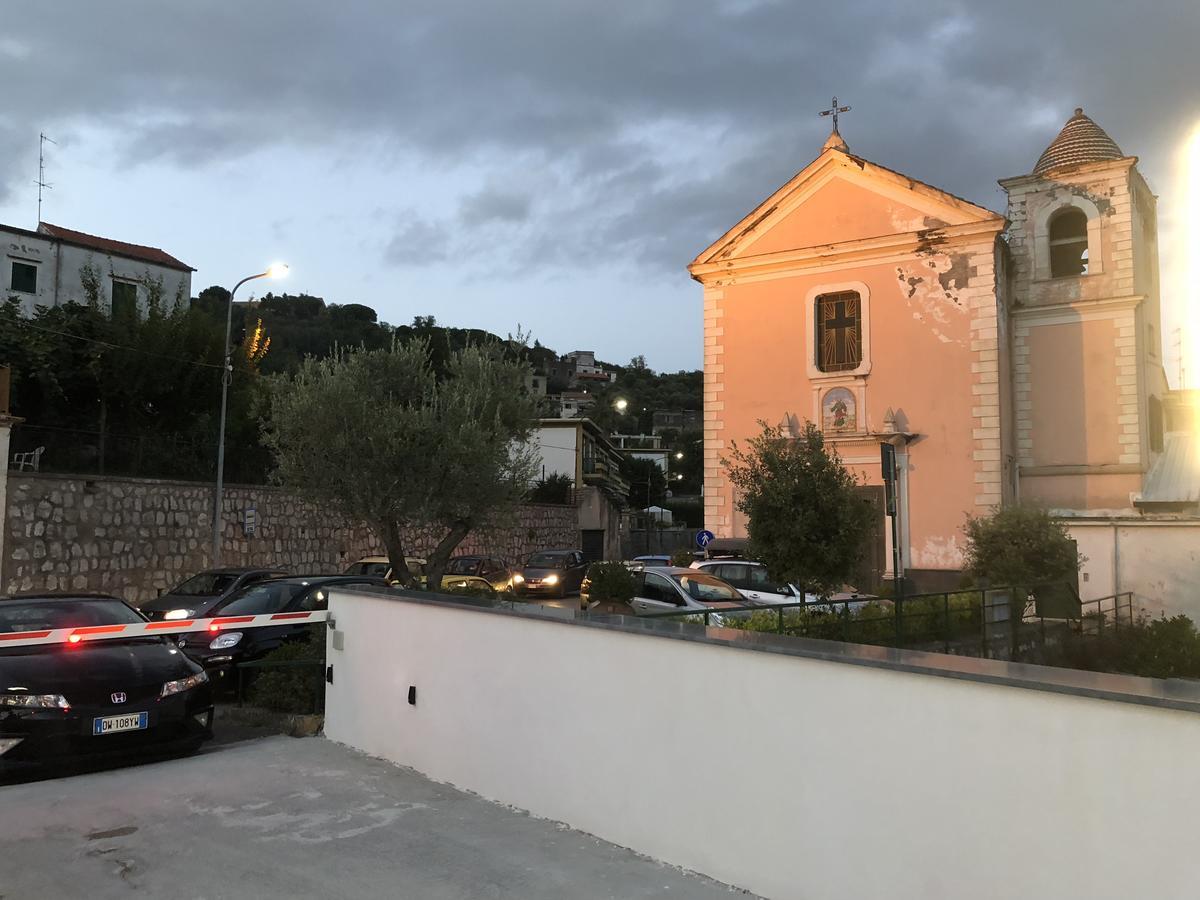 De Maria House Bed & Breakfast Sant'Agata sui due Golfi Luaran gambar